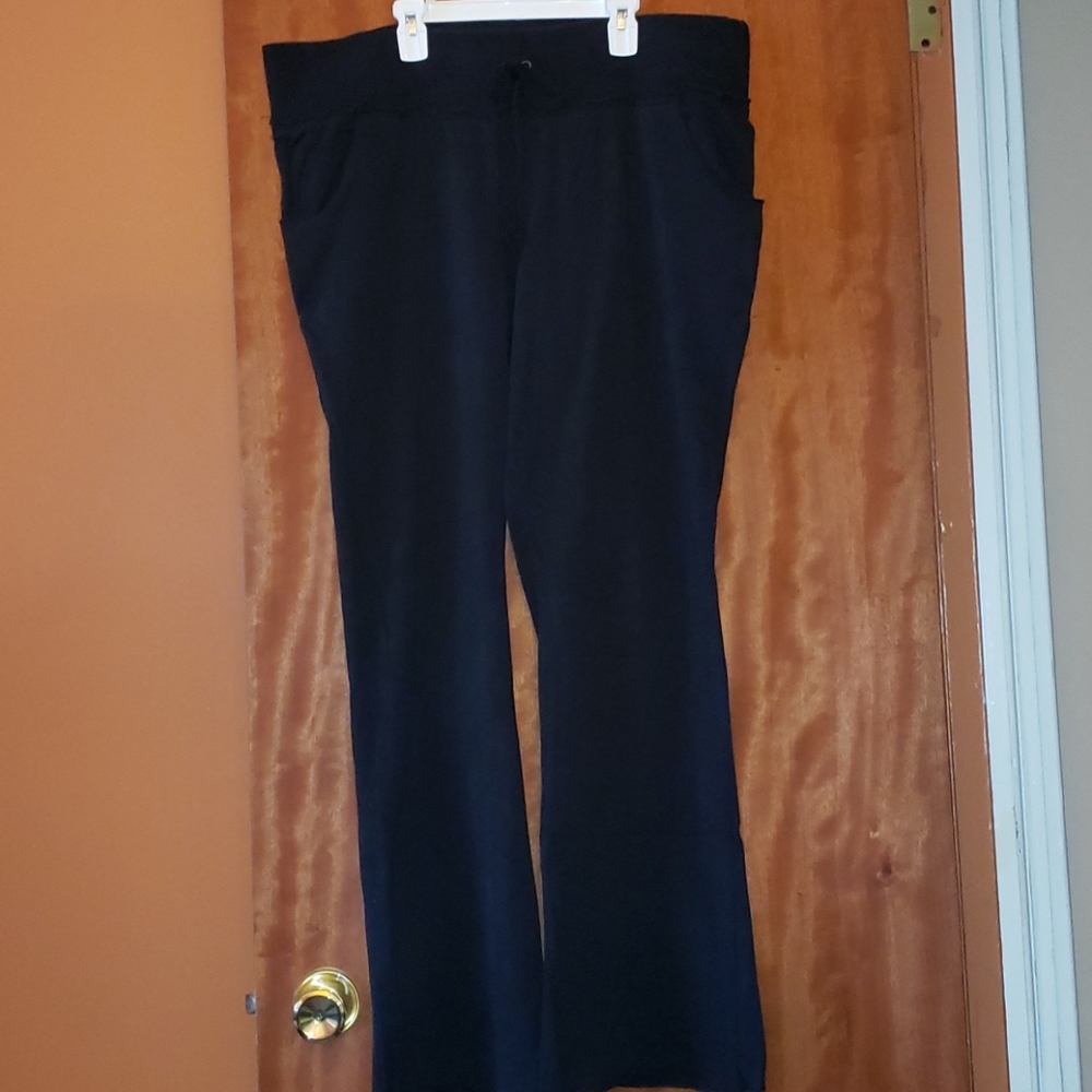 LIZ LANGE MATERNITY LOUNGE PANTS